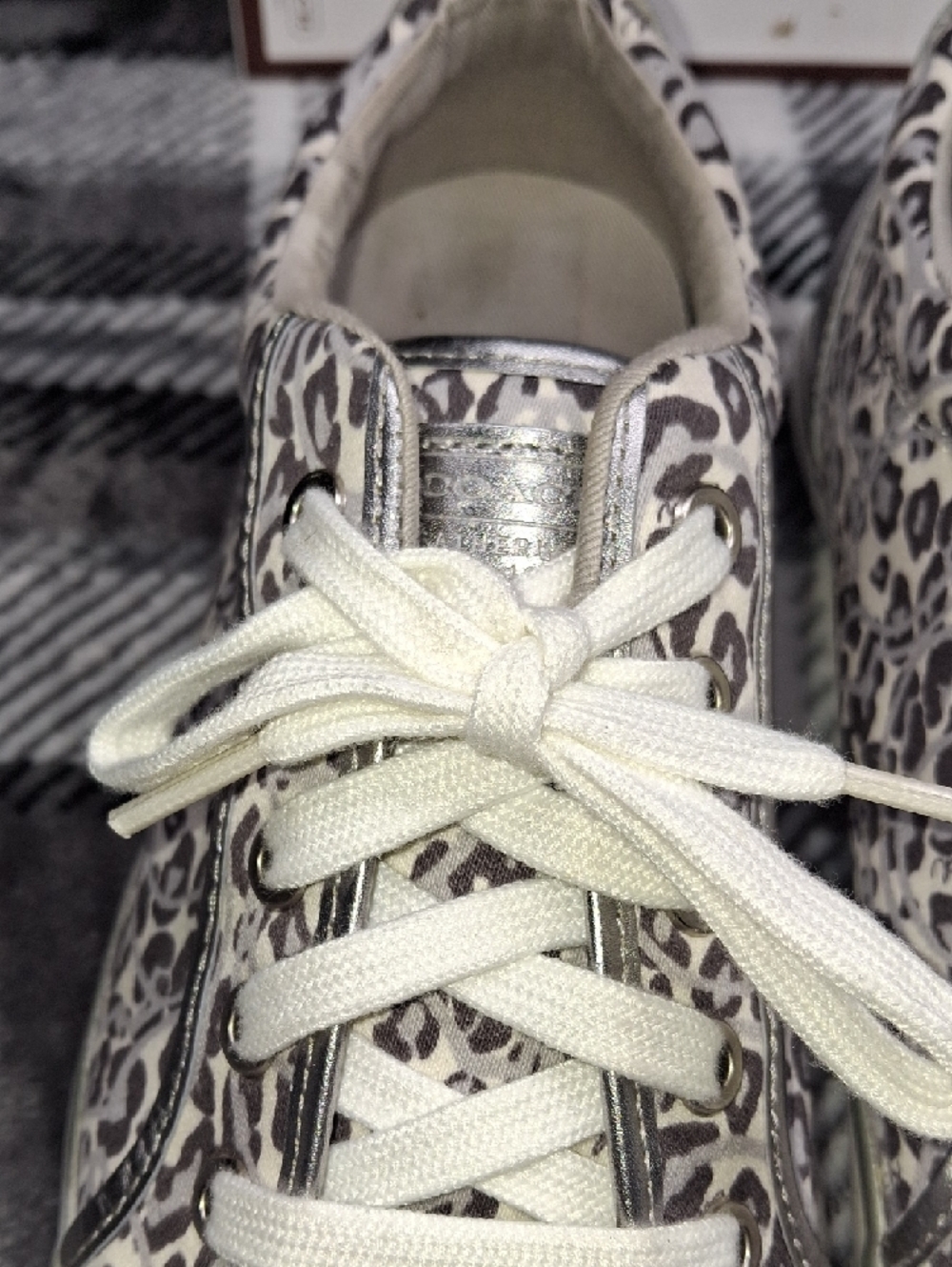 Vintage Coach Women's Leopard-Print Canvas Sneakers in White and Silver - Picture 6 of 14